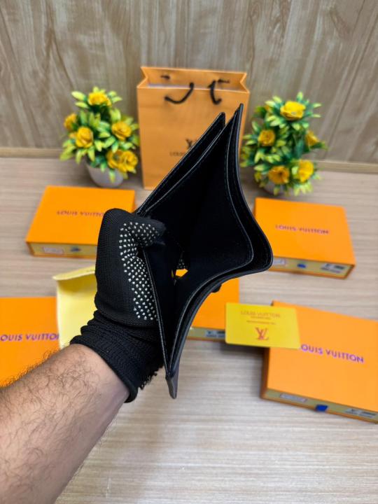 LOU_IS_VUIT_TON_WALLET_V860